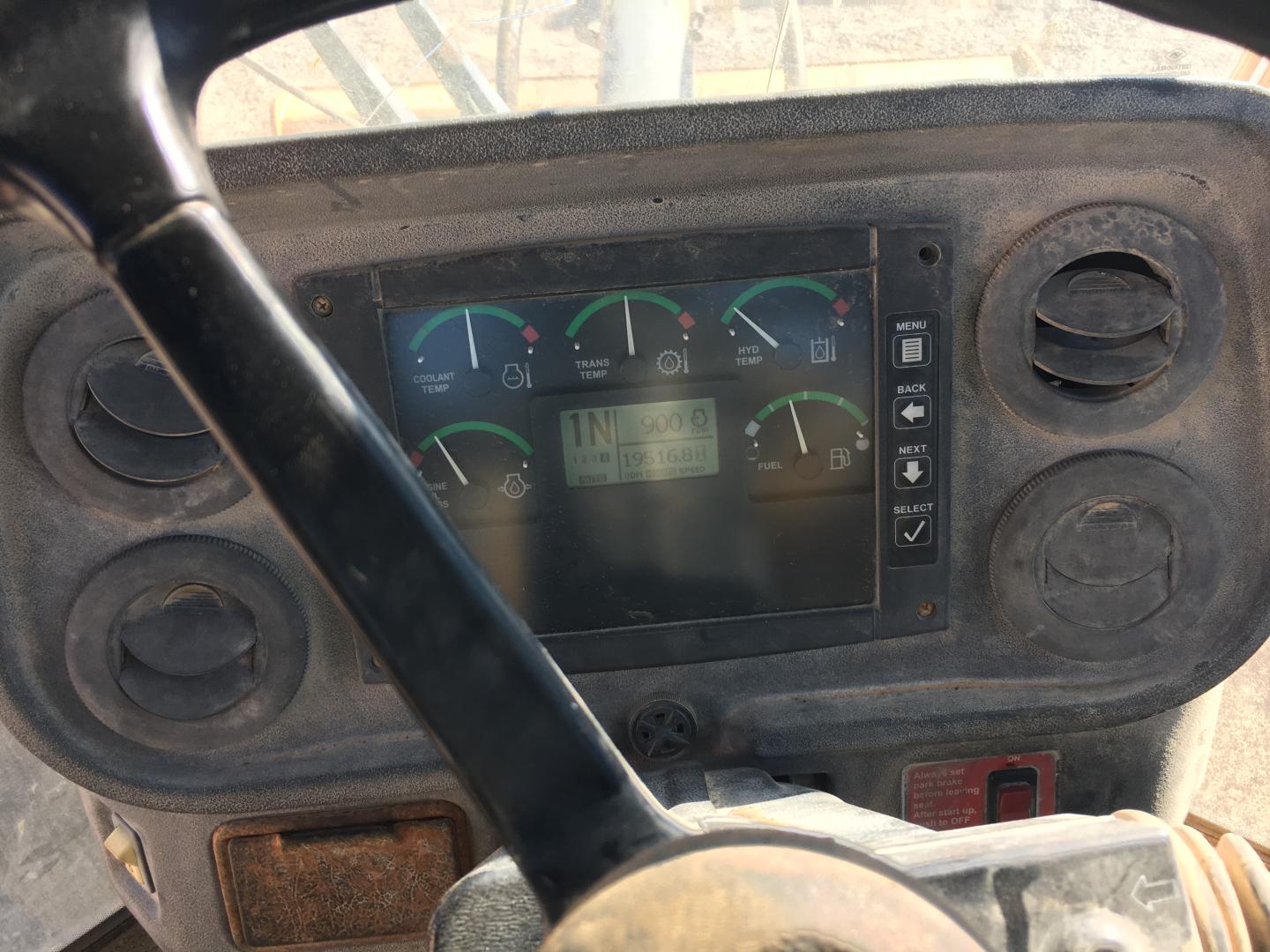 ./imagenes/INVOICE/2019/17010/CARGADOR FRONTAL JOHN DEERE 544J (20).JPG